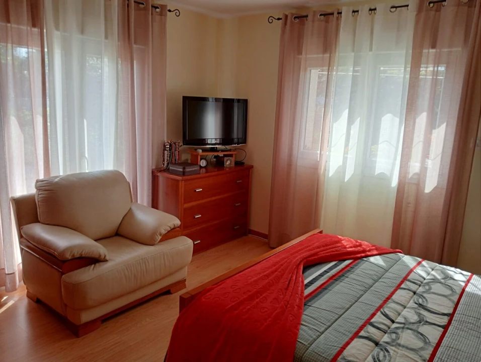 Moradia T5 para Venda em Mazedo e Cortes Foto 5