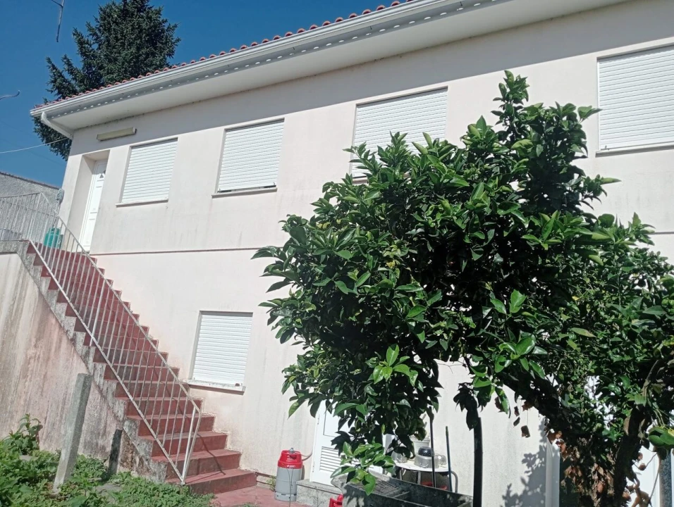 Moradia T5 para Venda em Mazedo e Cortes Foto 2