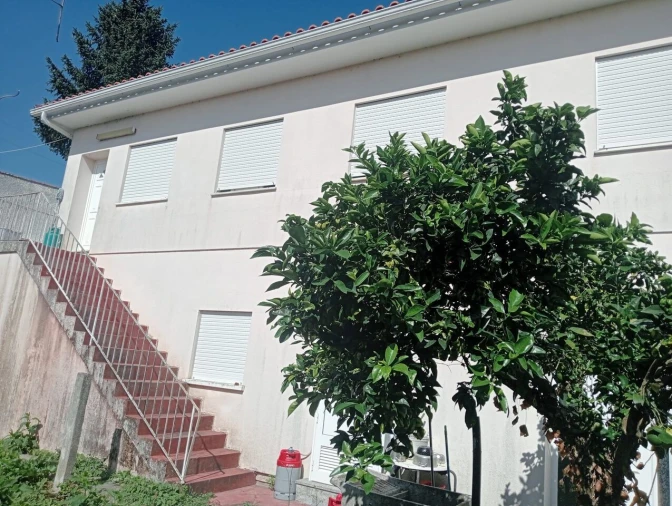 Moradia T5 para Venda em Mazedo e Cortes Foto 2