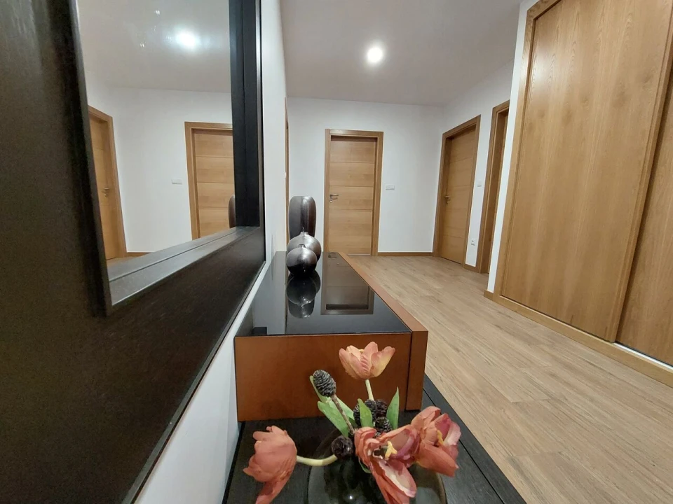 Moradia T8 para Venda em Monção e Troviscoso Foto 11