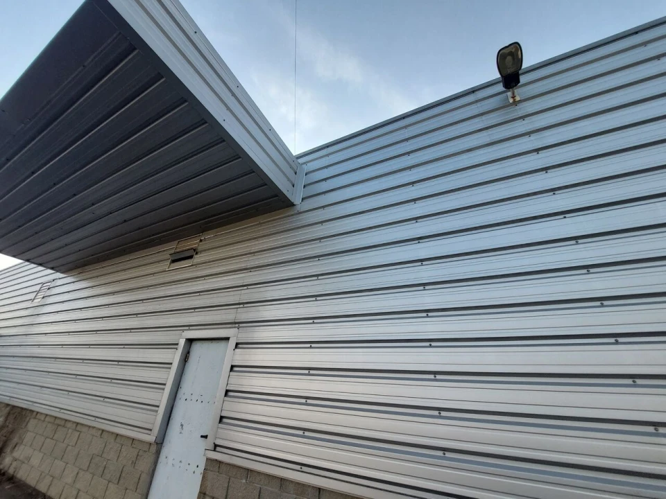 Armazém para Arrendamento em Mazedo e Cortes Foto 1