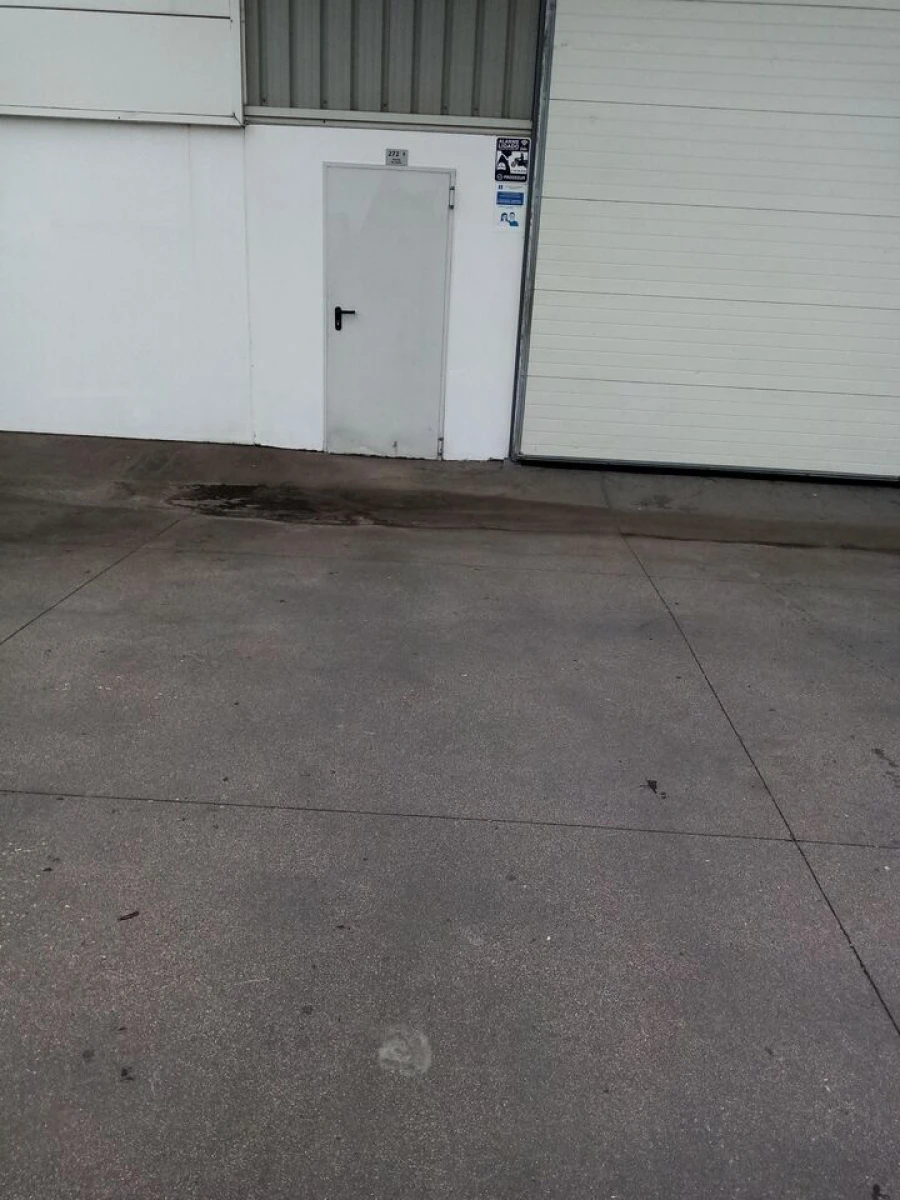 Armazém para Arrendamento em Messegães, Valadares e Sá Foto 7