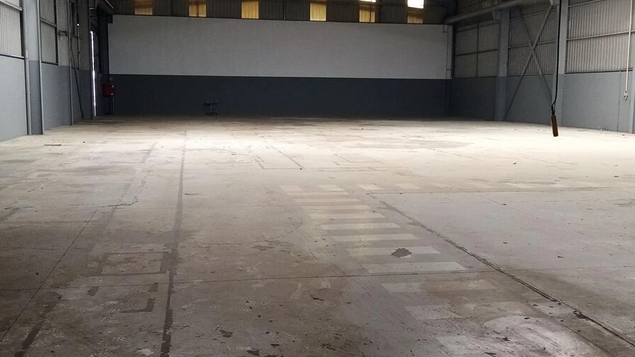 Armazém para Arrendamento em Messegães, Valadares e Sá