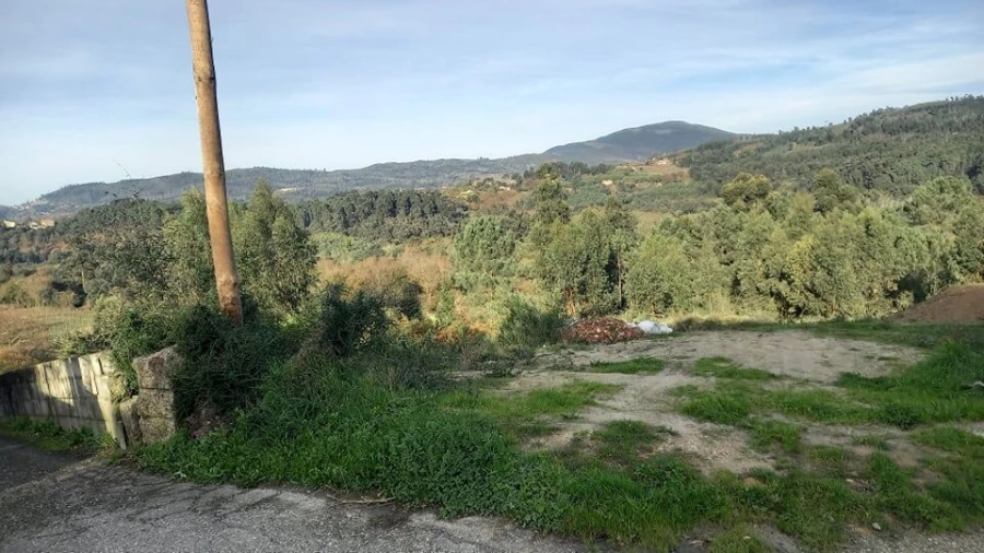 Terreno para Venda em Messegães, Valadares e Sá Foto 2