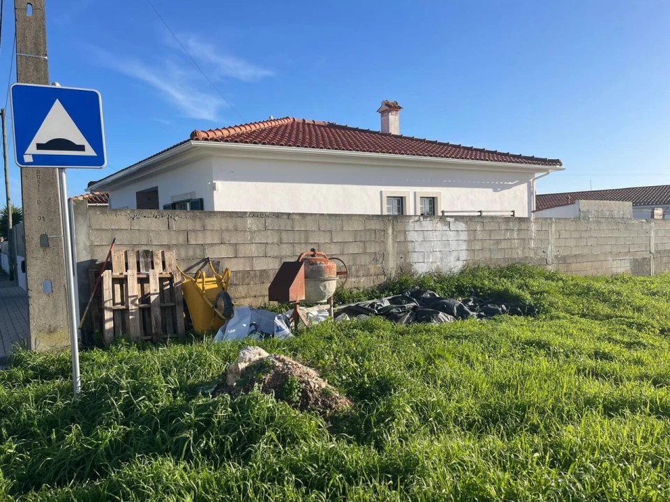 Terreno para Venda em Brogueira, Parceiros de Igreja e Alcorochel Foto 5