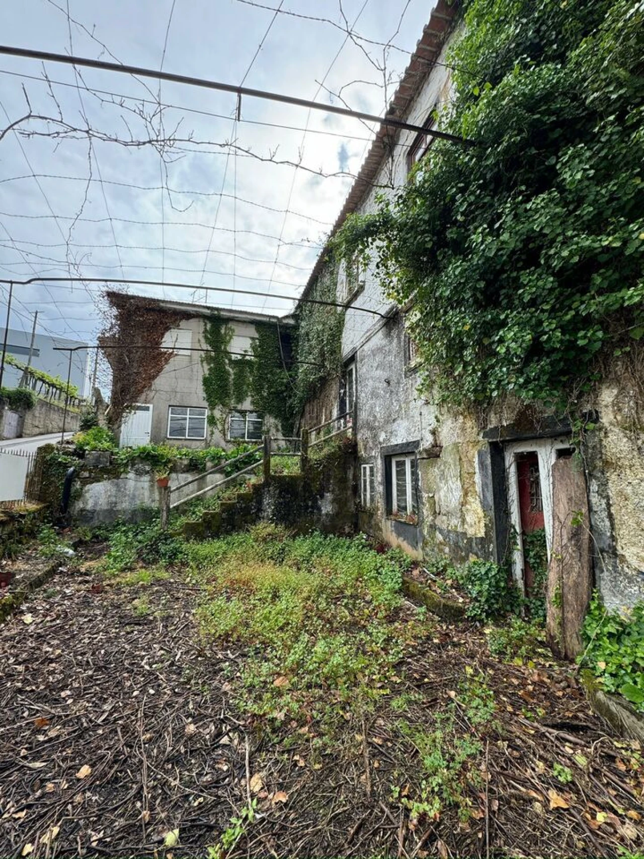 Moradia T7 para Venda em Prado e Remoães Foto 3