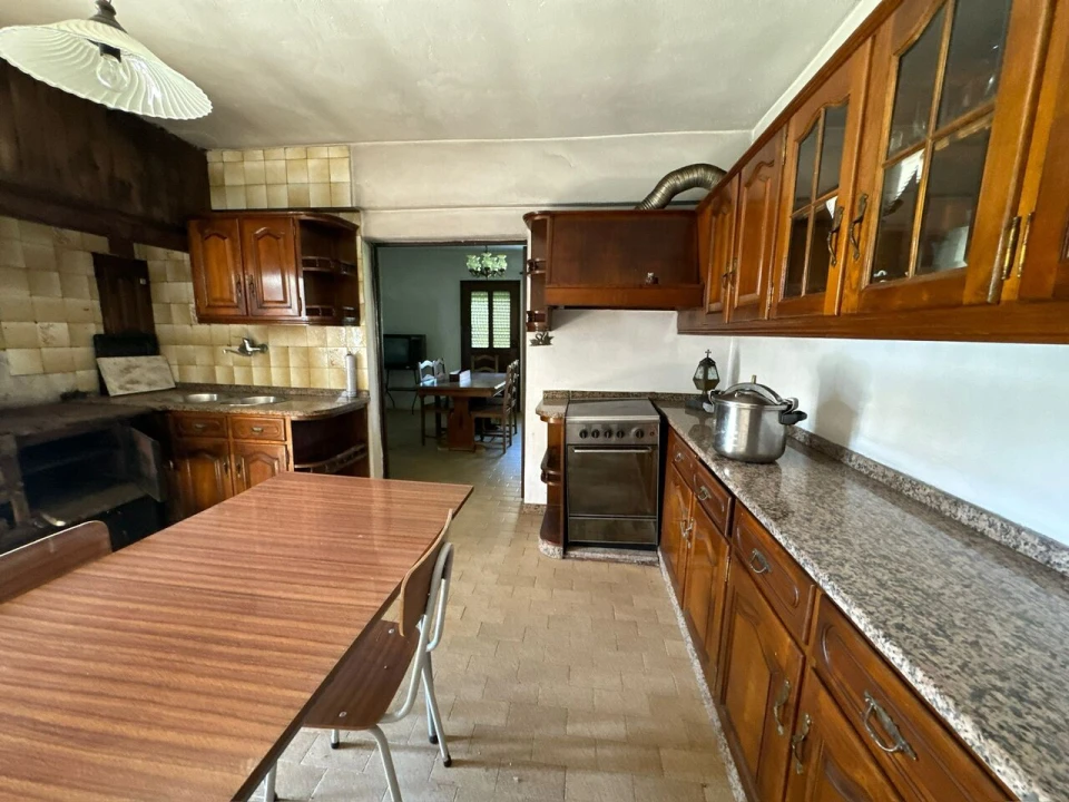 Moradia T4 para Venda em Vila e Roussas Foto 9