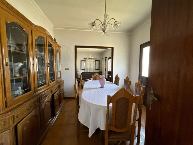 Moradia T4 para Venda em Vila e Roussas