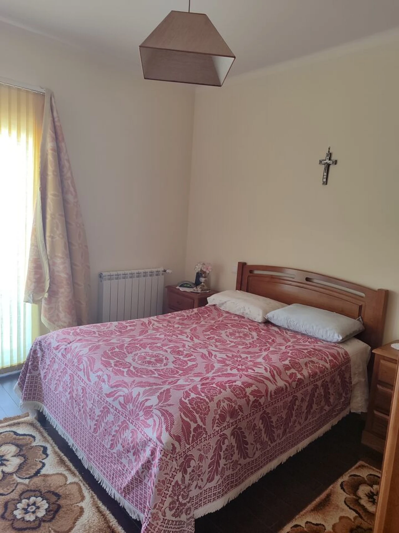 Apartamento T2 para Venda em Vila e Roussas Foto 4