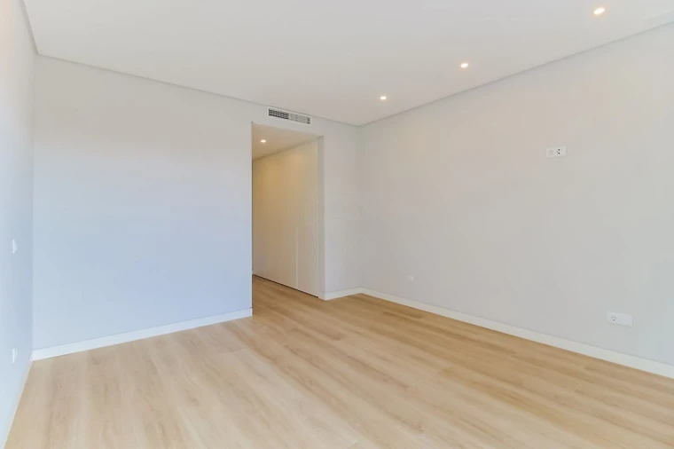 Apartamento T3 para Venda em Carcavelos e Parede Foto 11
