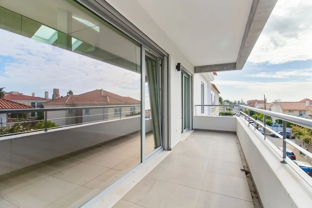 Apartamento T3 para Venda em Carcavelos e Parede Foto 5