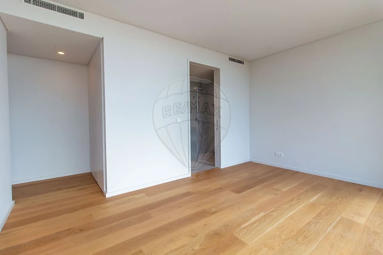 Moradia T3 para Venda em Cascais e Estoril Foto 17