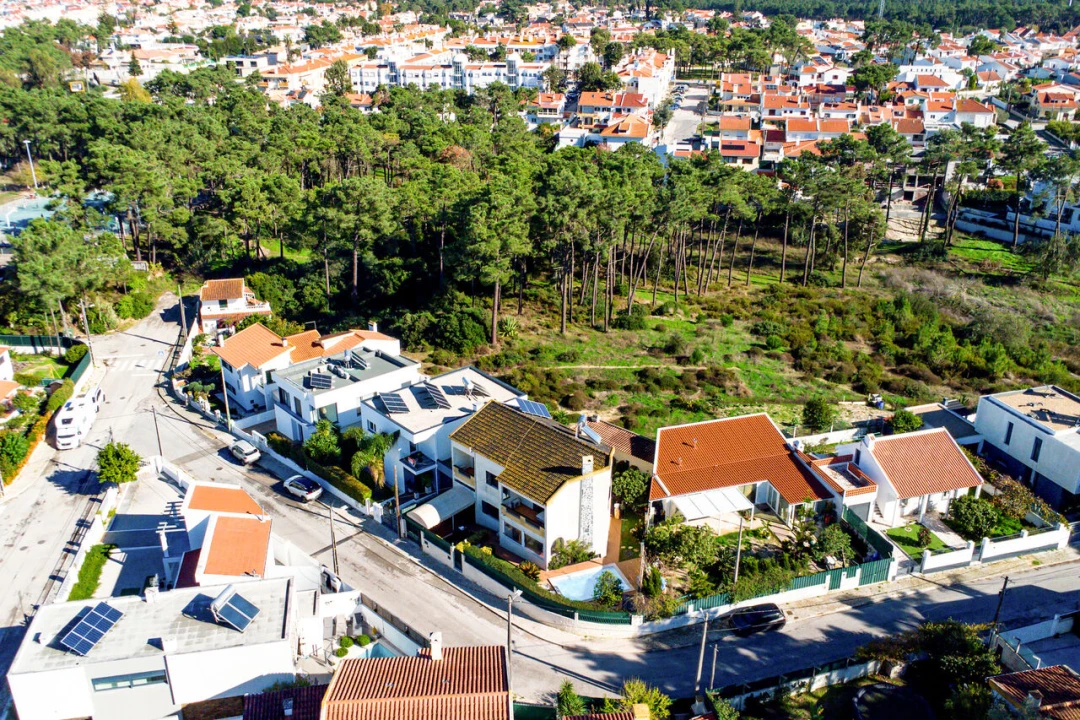 Moradia T5 para Venda em Charneca de Caparica e Sobreda Foto 4