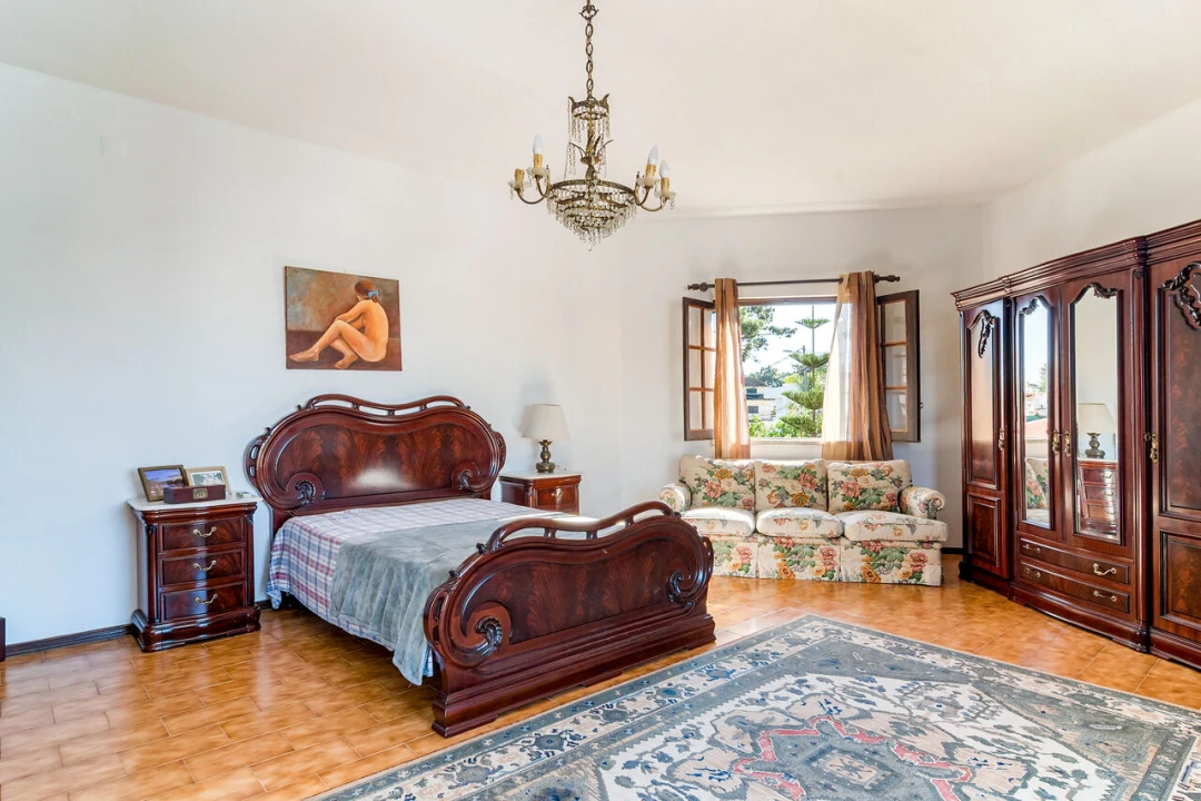 Moradia T5 para Venda em Charneca de Caparica e Sobreda Foto 19