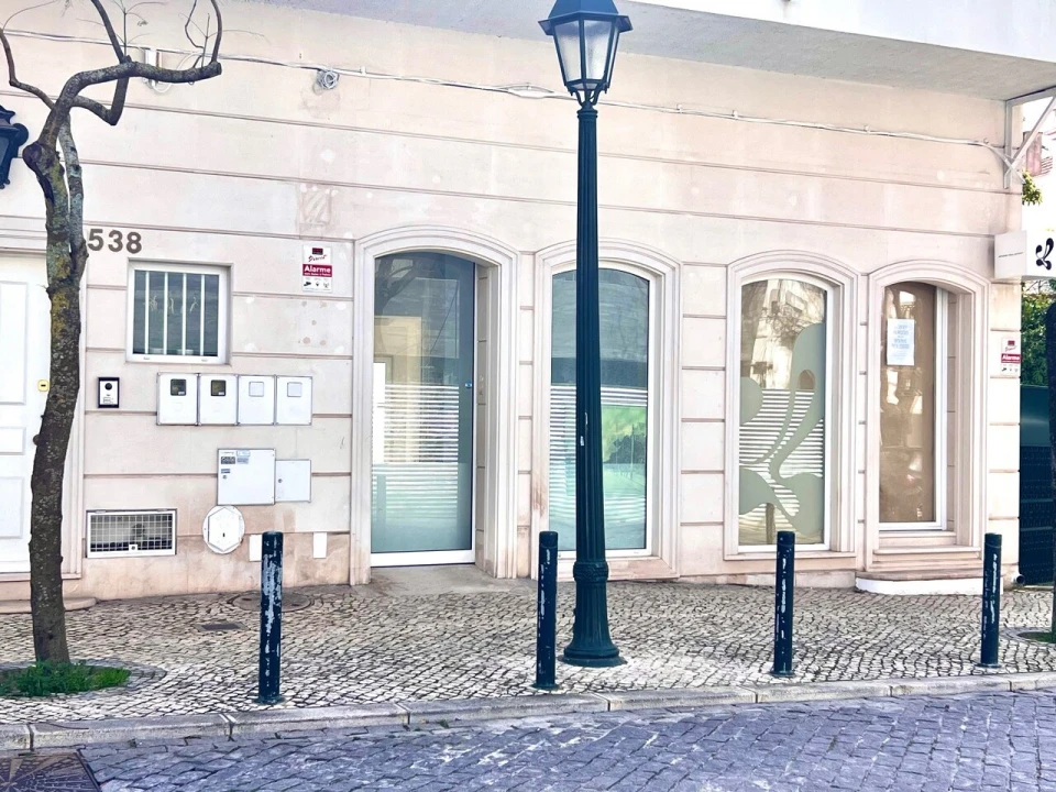 Loja para Arrendamento em Cascais e Estoril Foto 3