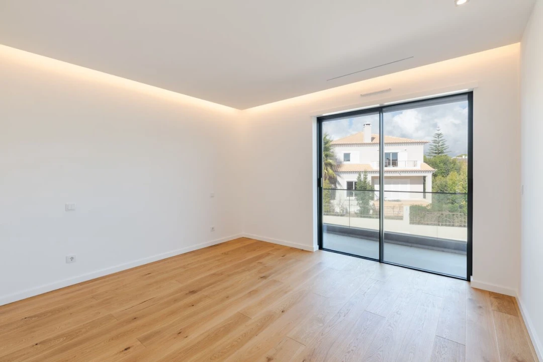 Moradia T5 para Venda em Cascais e Estoril Foto 31