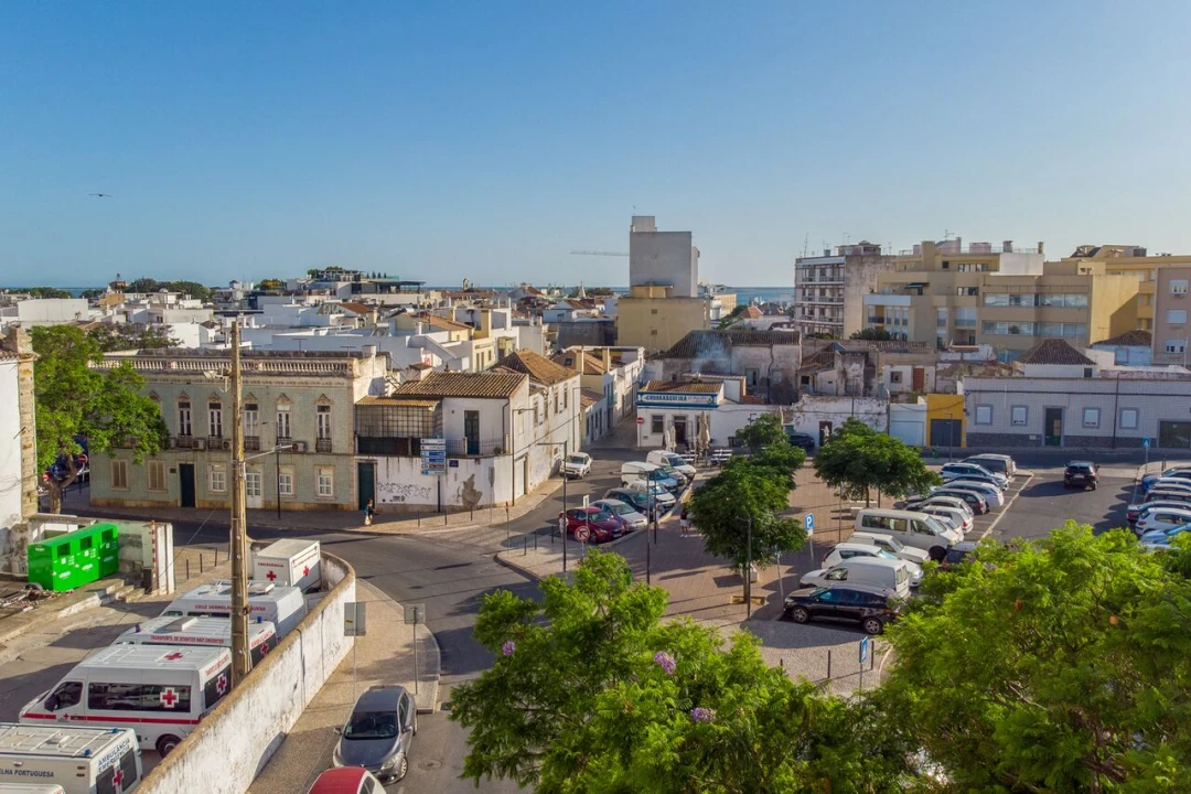 Prédio para Venda em Faro (Sé e São Pedro) Foto 9