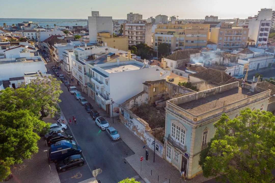Prédio para Venda em Faro (Sé e São Pedro) Foto 13