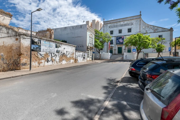 Prédio para Venda em Faro (Sé e São Pedro) Foto 7