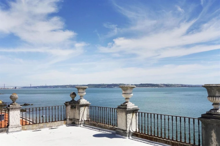 Moradia T7 para Venda em Oeiras e São Julião da Barra, Paço de Arcos e Caxias Foto 31