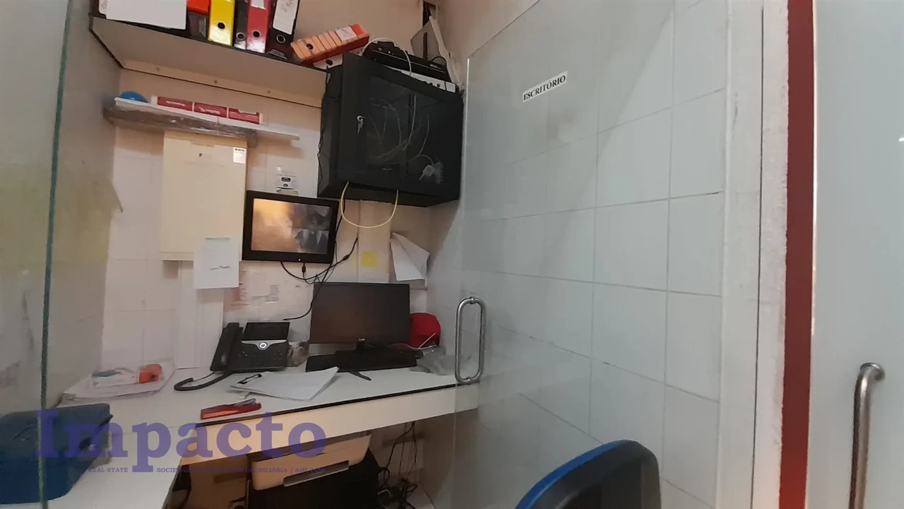 Loja para Venda em Canedo, Vale e Vila Maior Foto 4