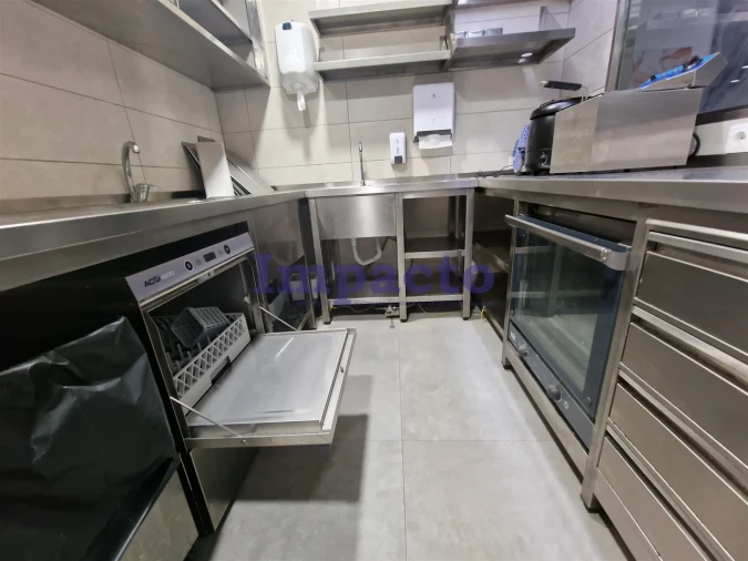 Loja para Trespasse em São João da Madeira Foto 6