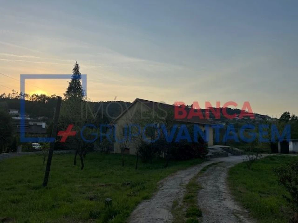 Moradia T3 para Venda em Serzedo e Calvos Foto 4