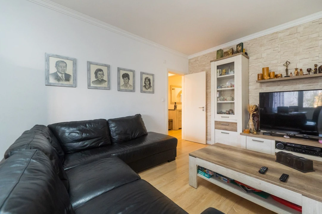 Apartamento T3 para Venda em Massamá e Monte Abraão Foto 5