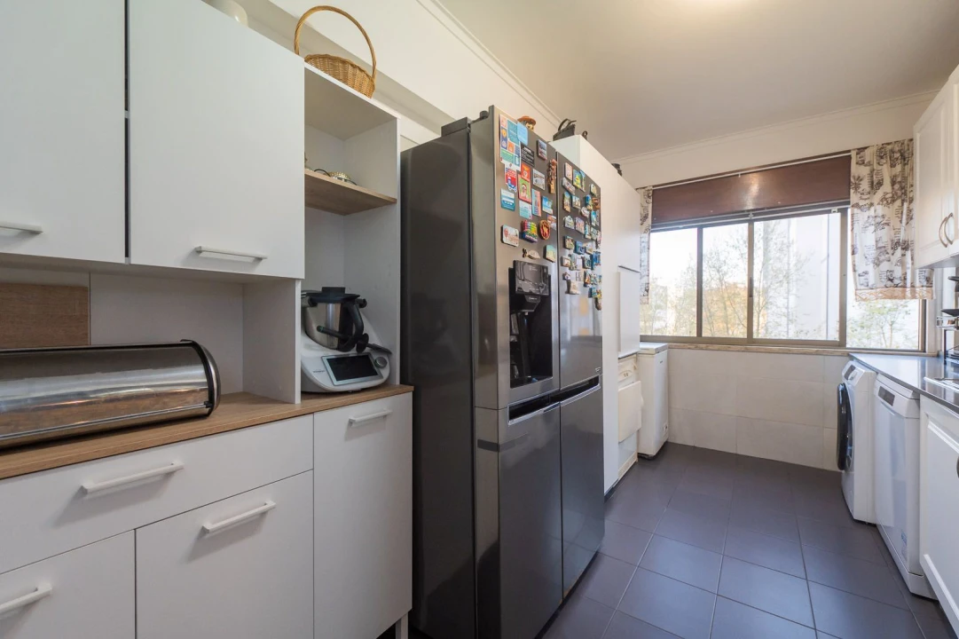 Apartamento T3 para Venda em Massamá e Monte Abraão Foto 11