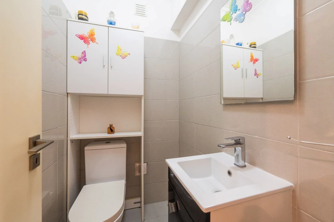 Apartamento T3 para Venda em Massamá e Monte Abraão Foto 12