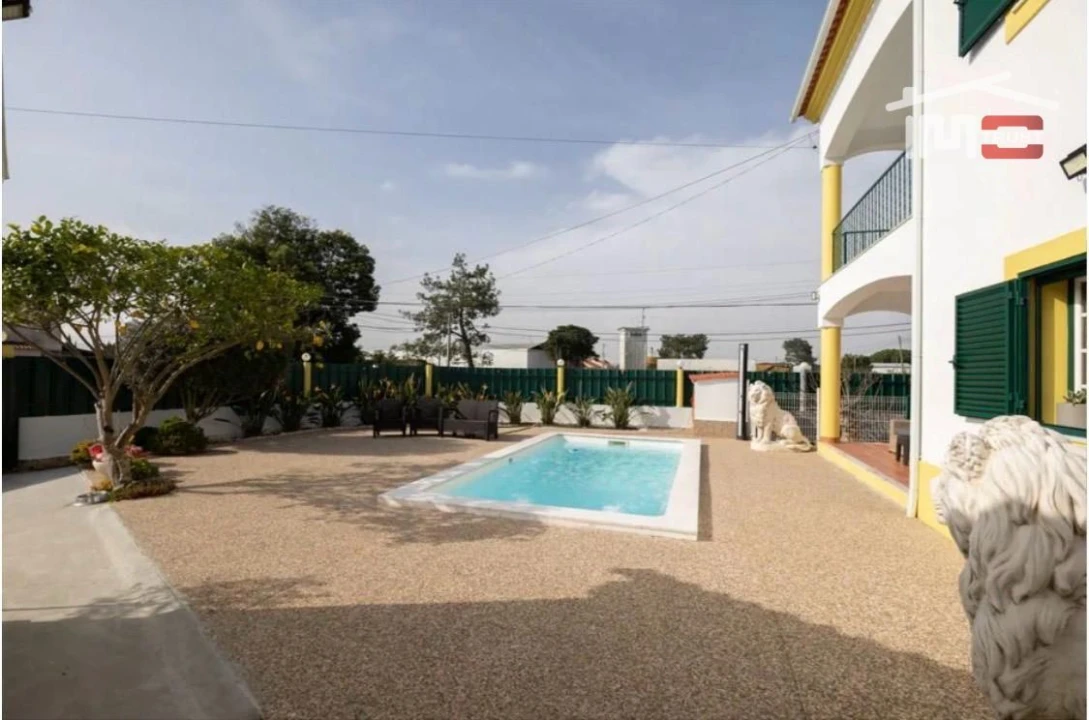 Moradia T5 para Venda em Palmela Foto 28