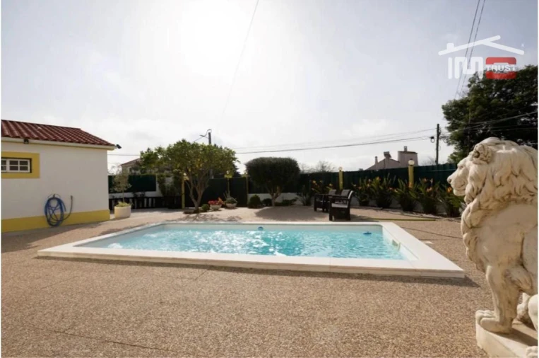 Moradia T5 para Venda em Palmela Foto 3