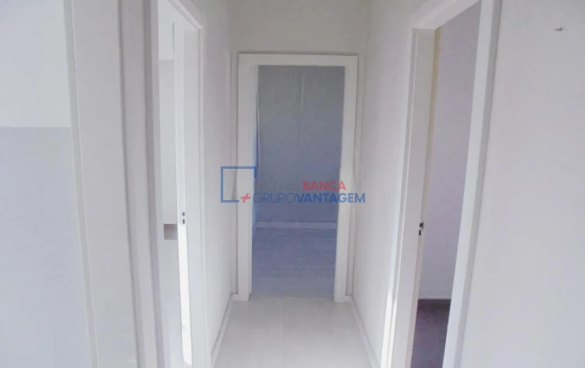 Apartamento T2 para Venda em Almeirim Foto 5