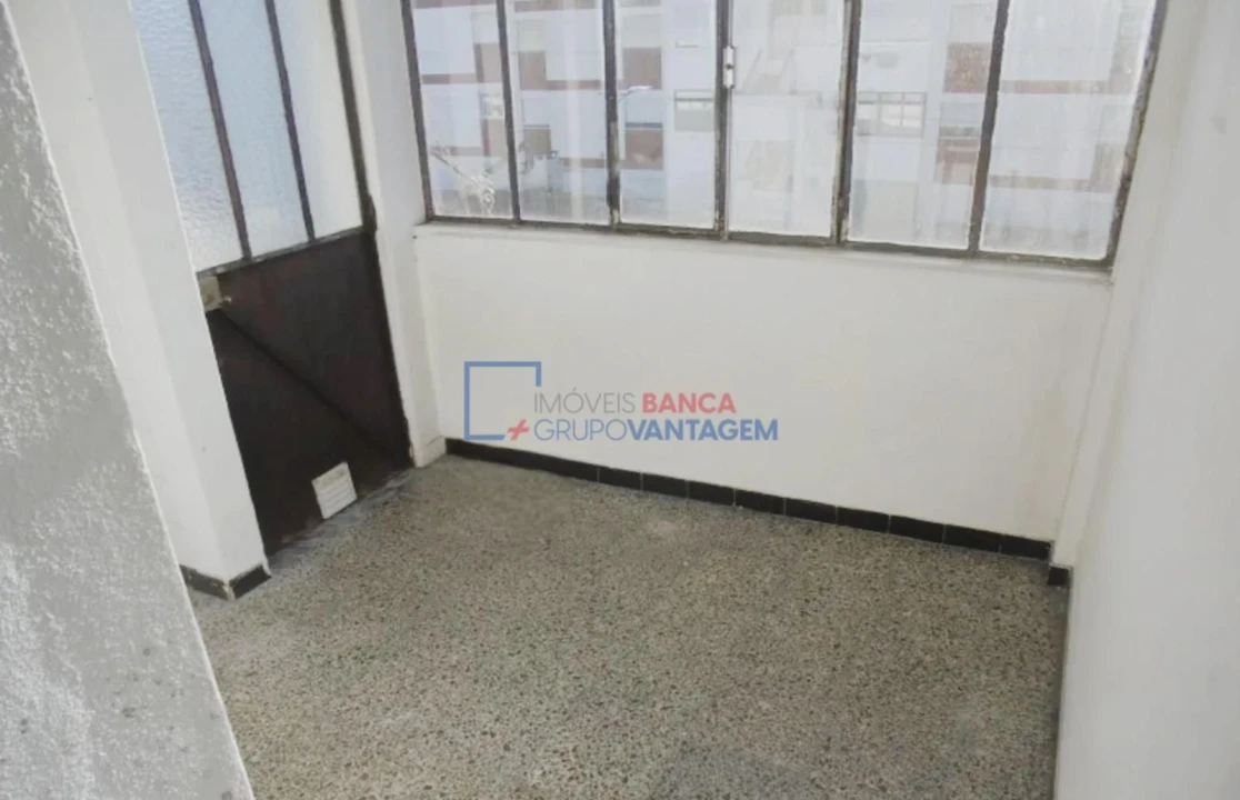 Apartamento T2 para Venda em Almeirim Foto 10