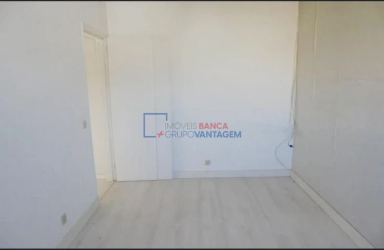 Apartamento T2 para Venda em Almeirim Foto 6
