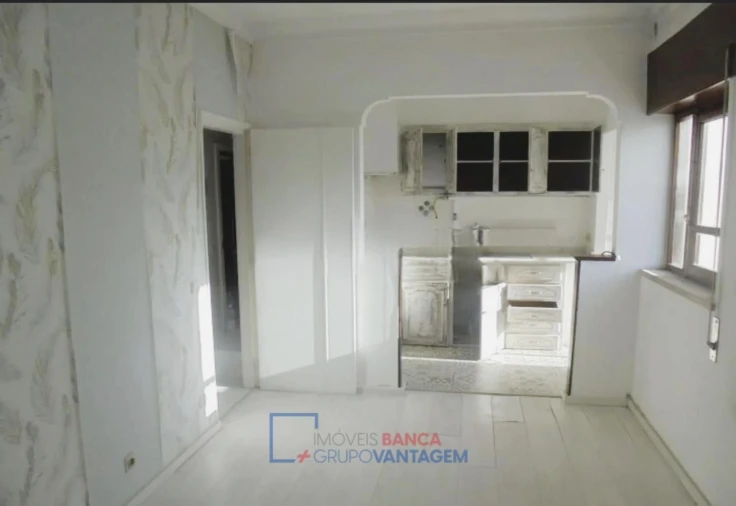 Apartamento T2 para Venda em Almeirim Foto 14