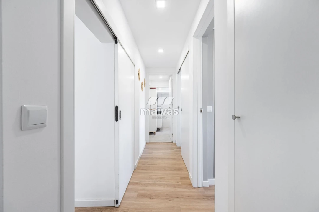 Moradia T3 para Venda em Sabariz Foto 5