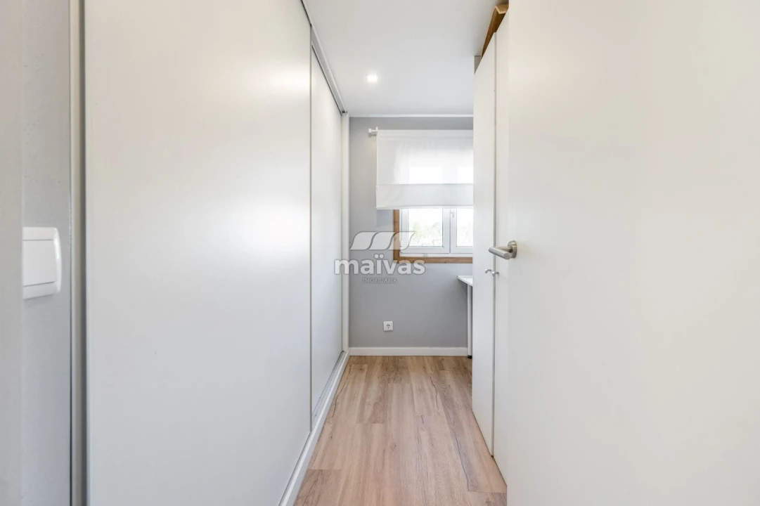 Moradia T3 para Venda em Sabariz Foto 6