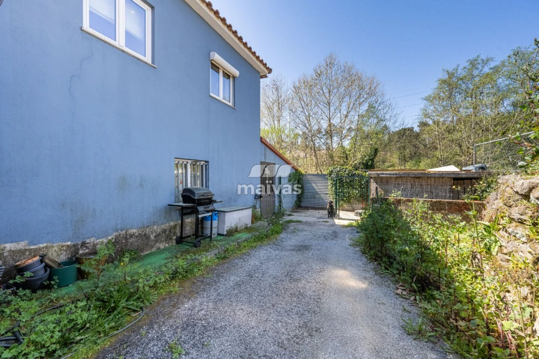Moradia T3 para Venda em Sabariz Foto 23
