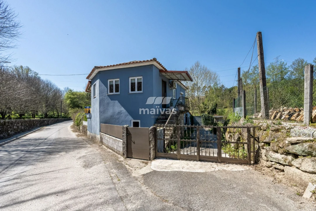 Moradia T3 para Venda em Sabariz Foto 26