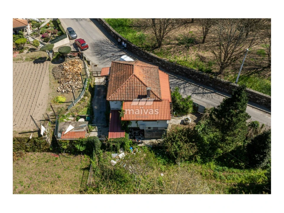 Moradia T3 para Venda em Sabariz Foto 29