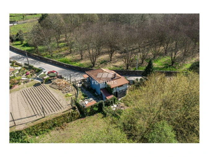 Moradia T3 para Venda em Sabariz Foto 30