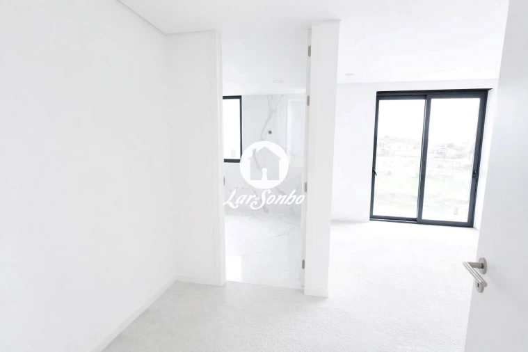 Moradia T3 para Venda em Abade de Neiva Foto 15