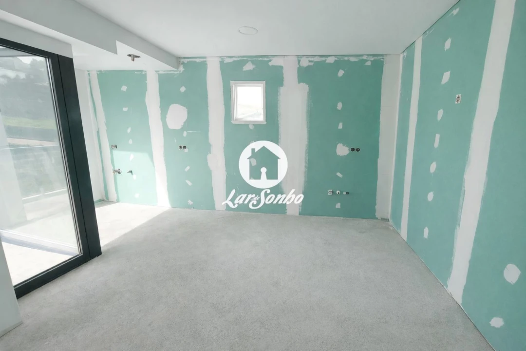 Moradia T3 para Venda em Silva Foto 3