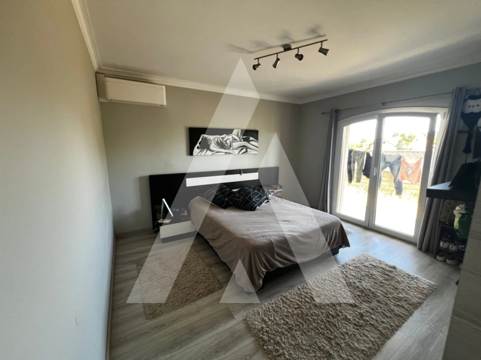 Moradia T4 para Venda em Oliveirinha Foto 35