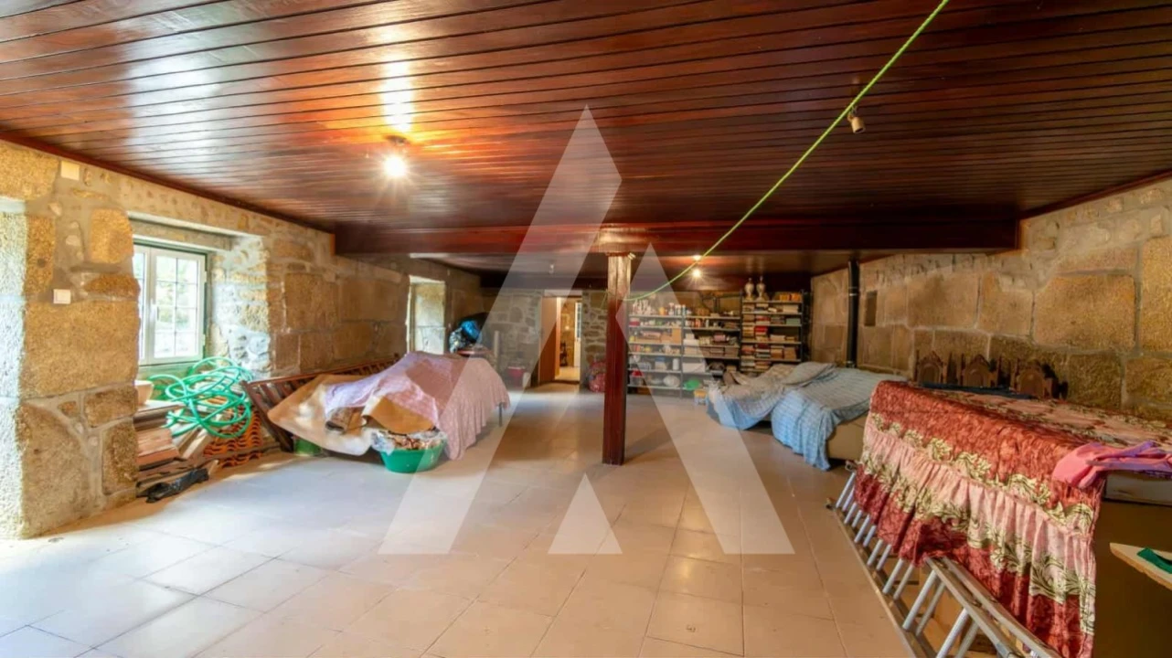 Moradia T4 para Venda em Travanca de Lagos Foto 15