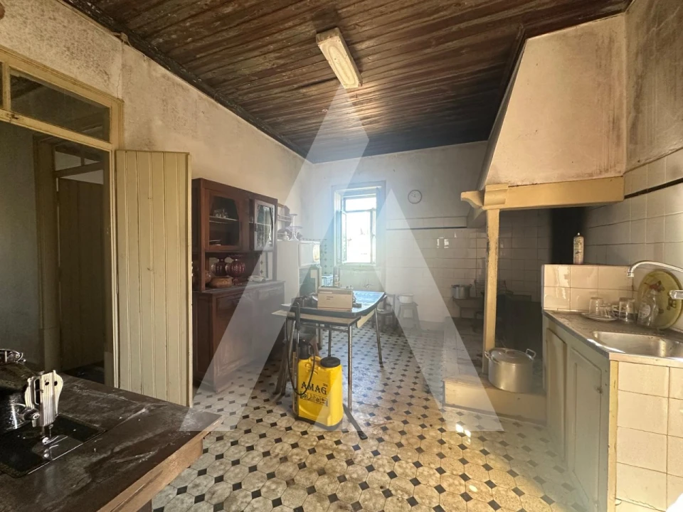 Moradia T3 para Venda em Milagres Foto 3