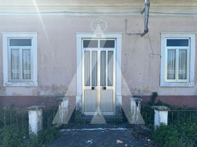 Moradia T3 para Venda em Milagres