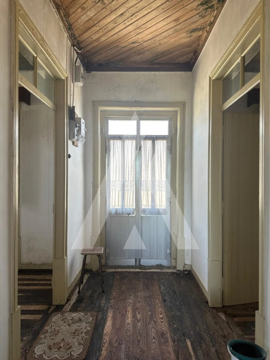 Moradia T3 para Venda em Milagres Foto 11