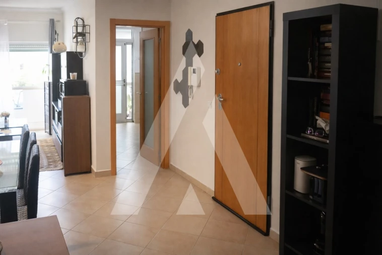 Apartamento T2 para Venda em Portimão Foto 2